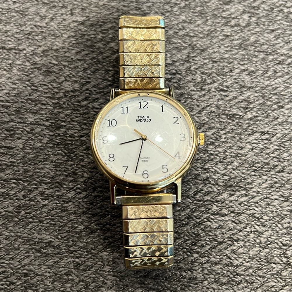 Timex Gold Indiglo Watch With Gold Seidel Flex Band Working Condition